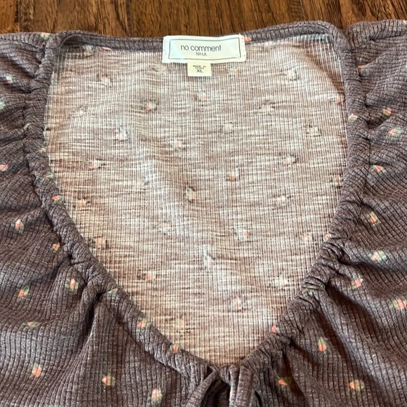 Cute XL Top - Picture 3 of 8